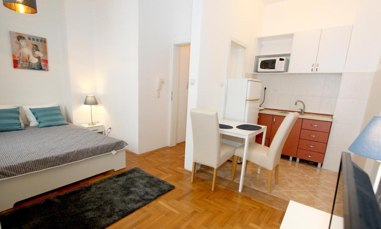 Apartment Bg Arena Beograd Bagian luar foto